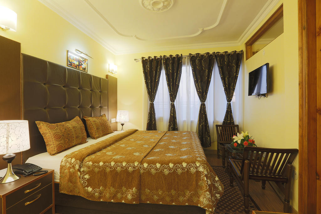 Hotel Bridge View Regency Shimla Zewnętrze zdjęcie