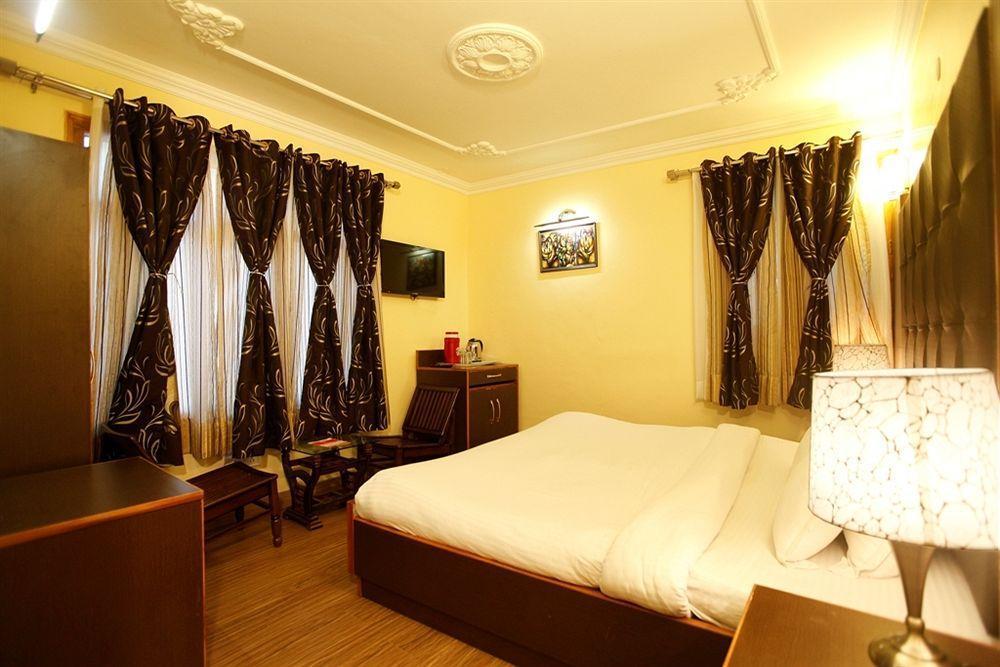Hotel Bridge View Regency Shimla Zewnętrze zdjęcie
