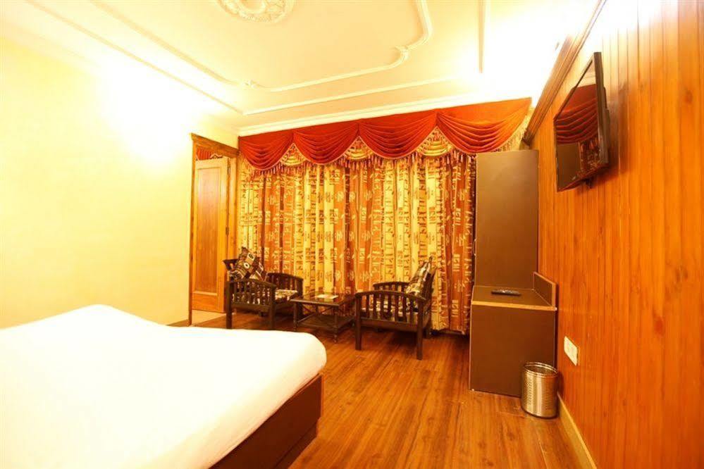 Hotel Bridge View Regency Shimla Zewnętrze zdjęcie